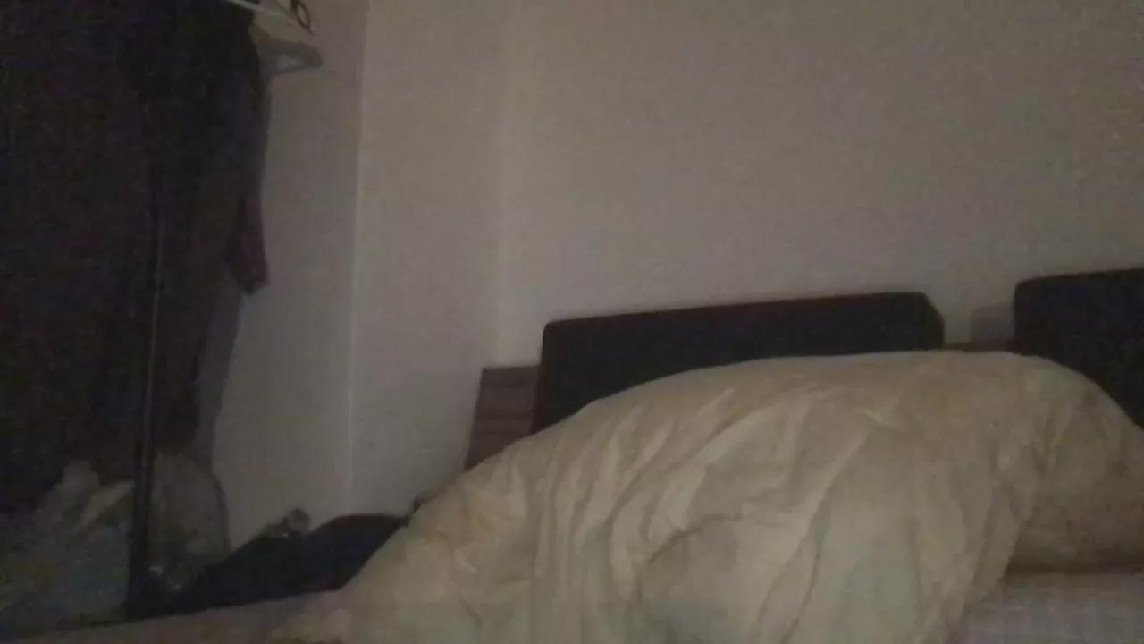 LeonToPlay on Cam4 