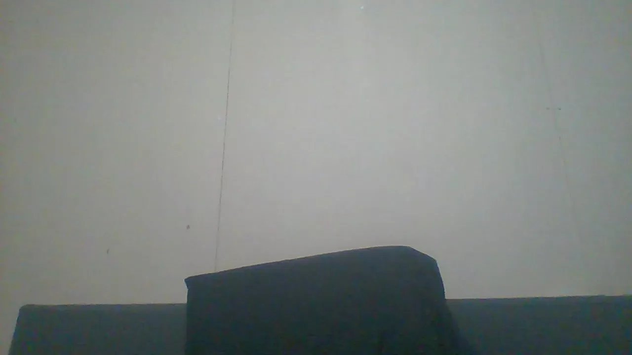 Offline LeoRoom on Cam4