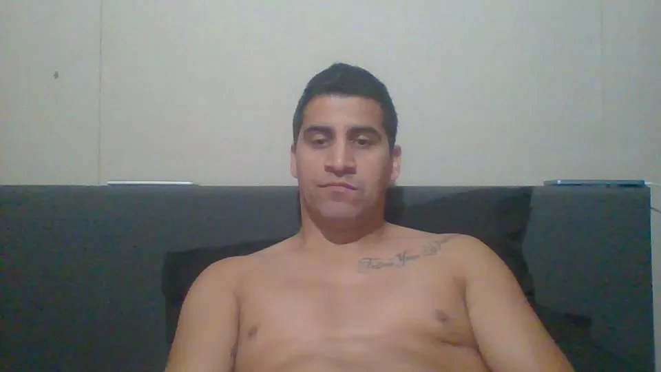 Offline LeoRoom on Cam4