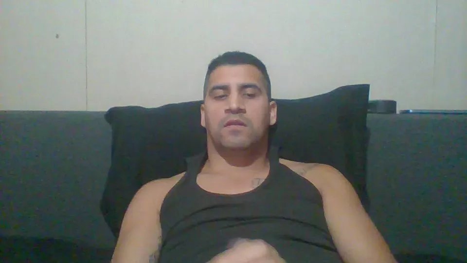 Offline LeoRoom on Cam4