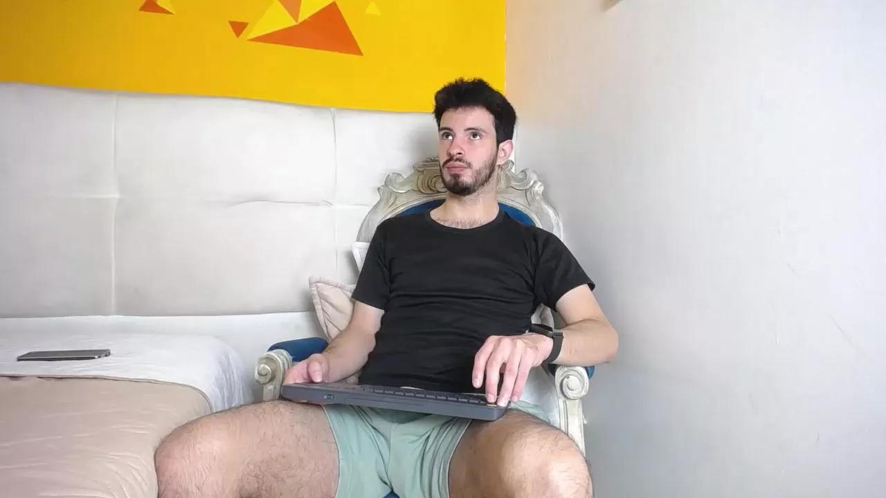 LiamLuxe on Cam4 