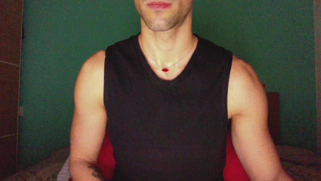 LucaCamIn on Cam4 