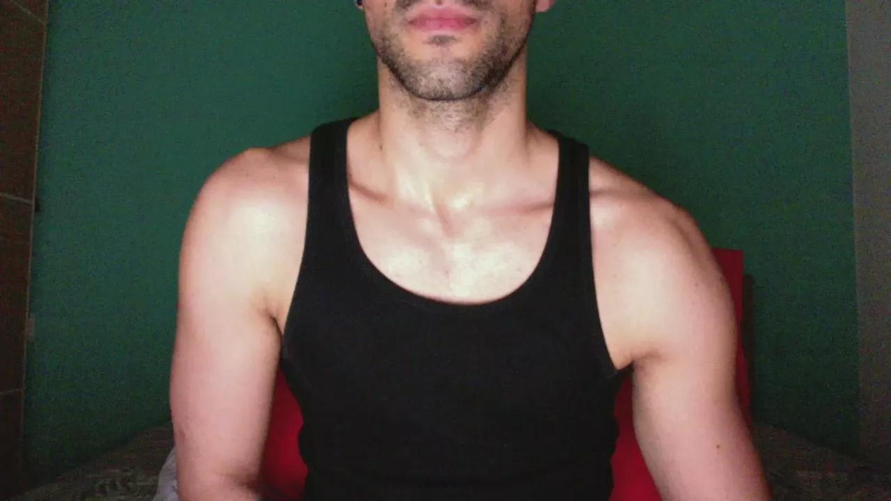 LucaCamIn on Cam4 