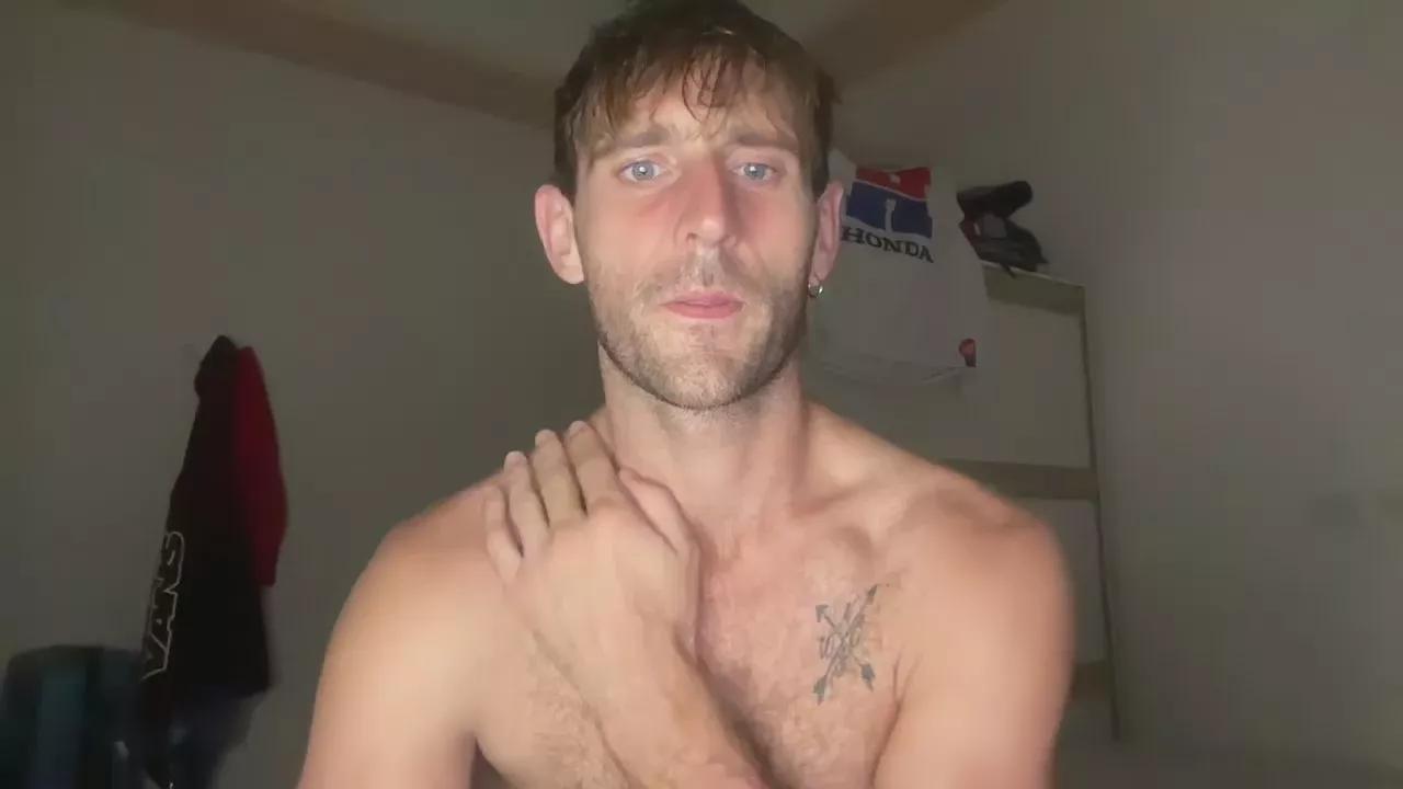 LukeGunn on Cam4 