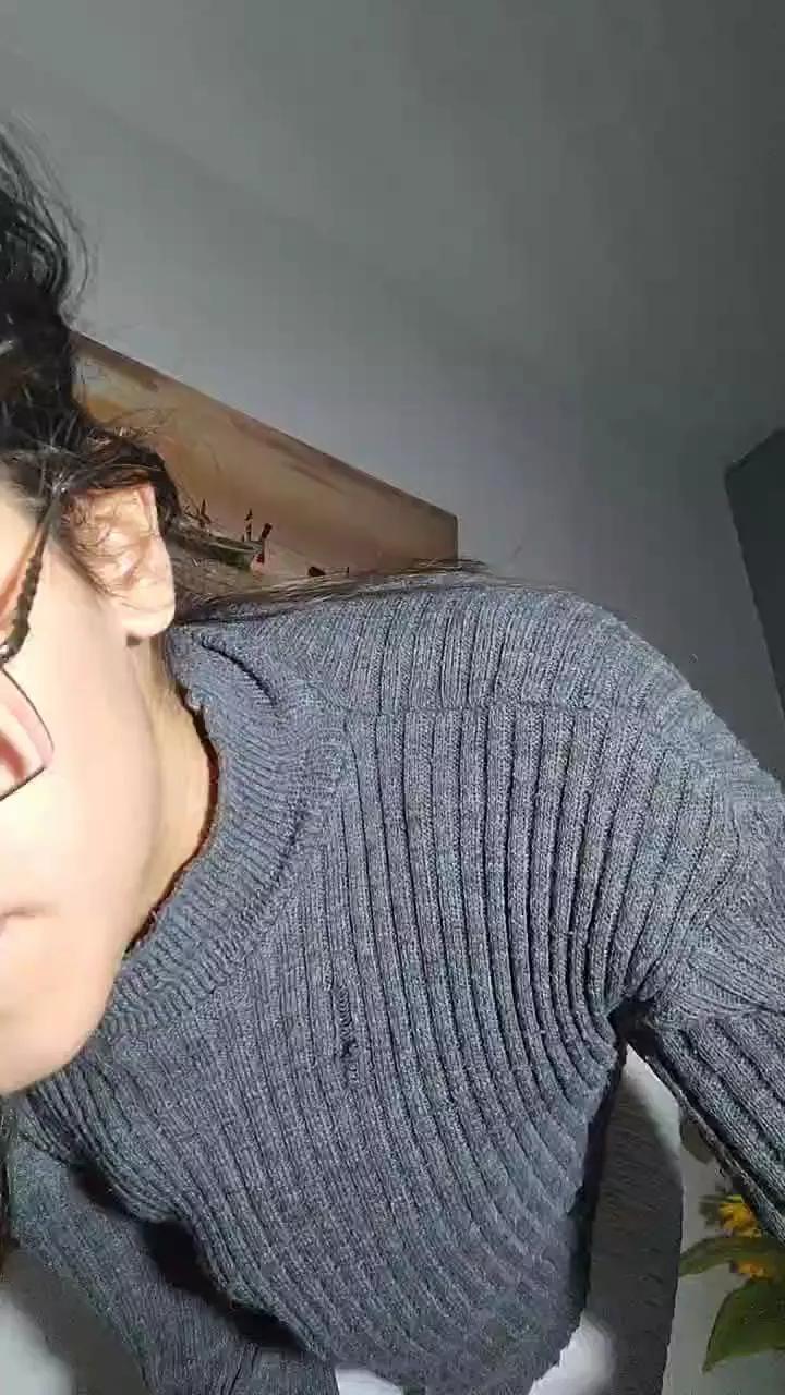 Lupitaaxx on Cam4 