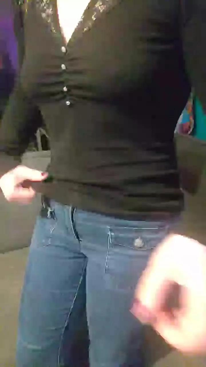 Luxiole on Cam4 