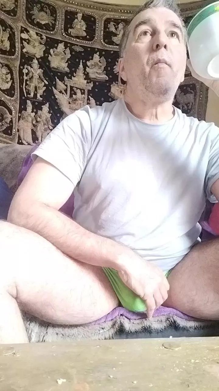 Offline Machobearhot on Cam4