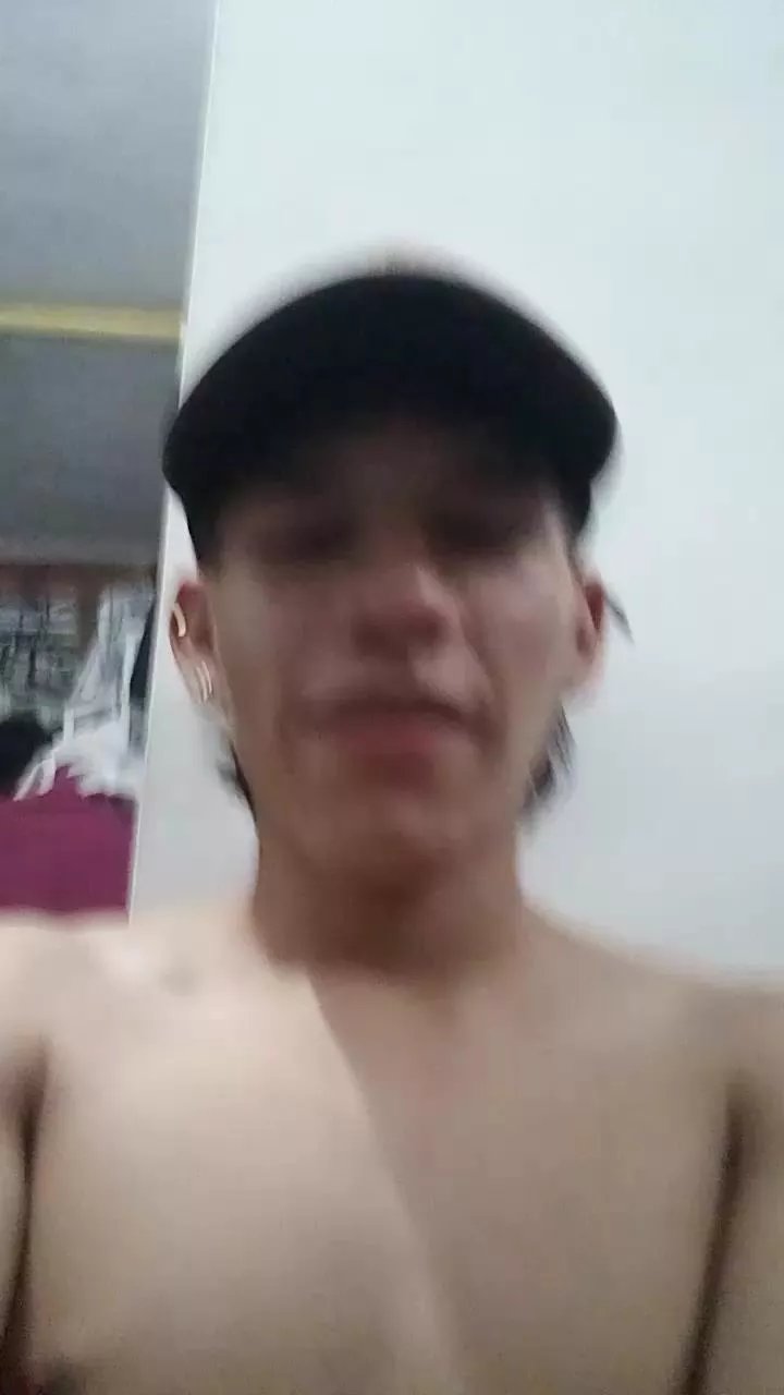 Offline Magig_axel on Cam4