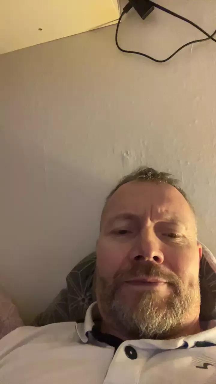 Mannfredfick on Cam4 