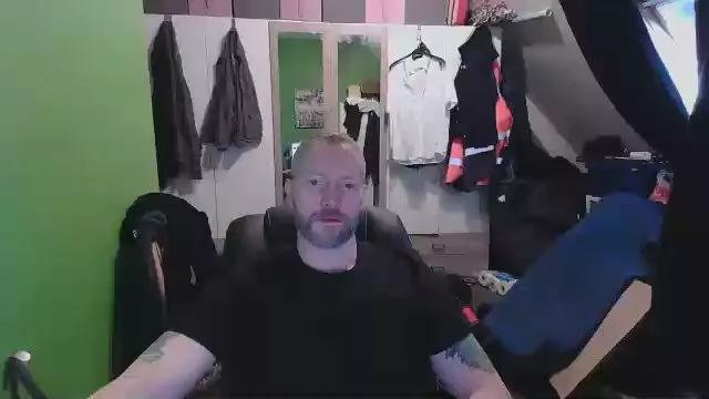 Mannfredfick on Cam4 