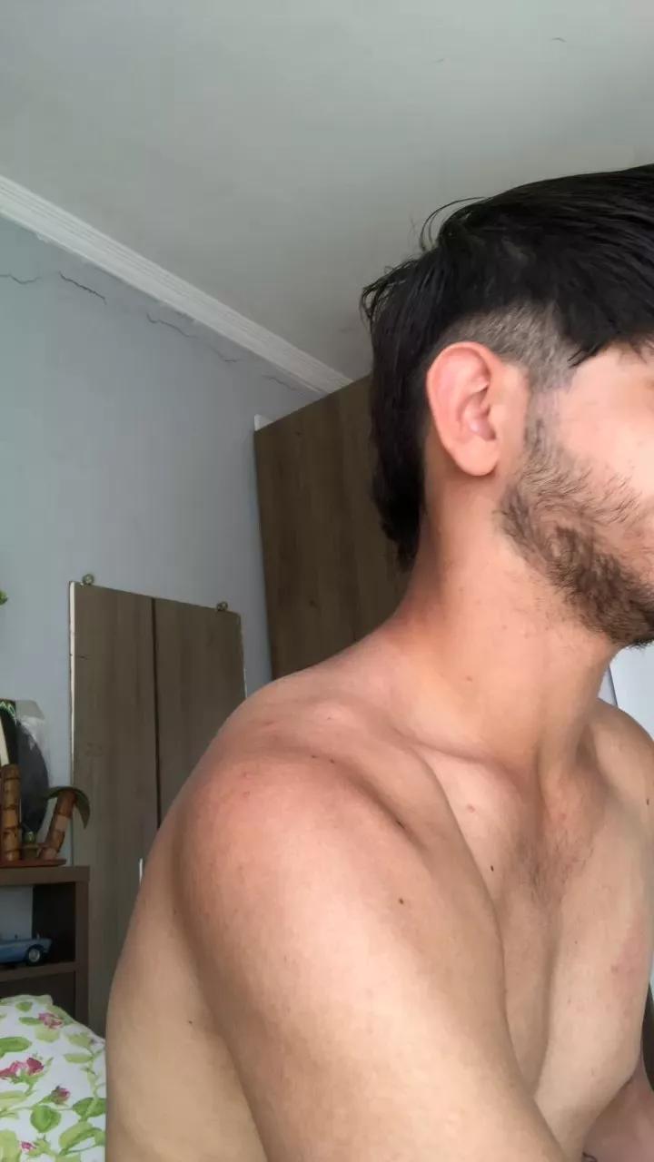 Mauriciobueno20 on Cam4 