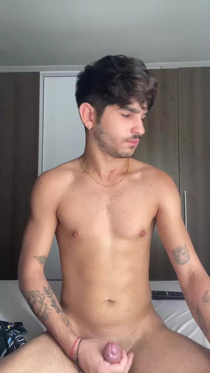 Mauriciobueno20 on Cam4 