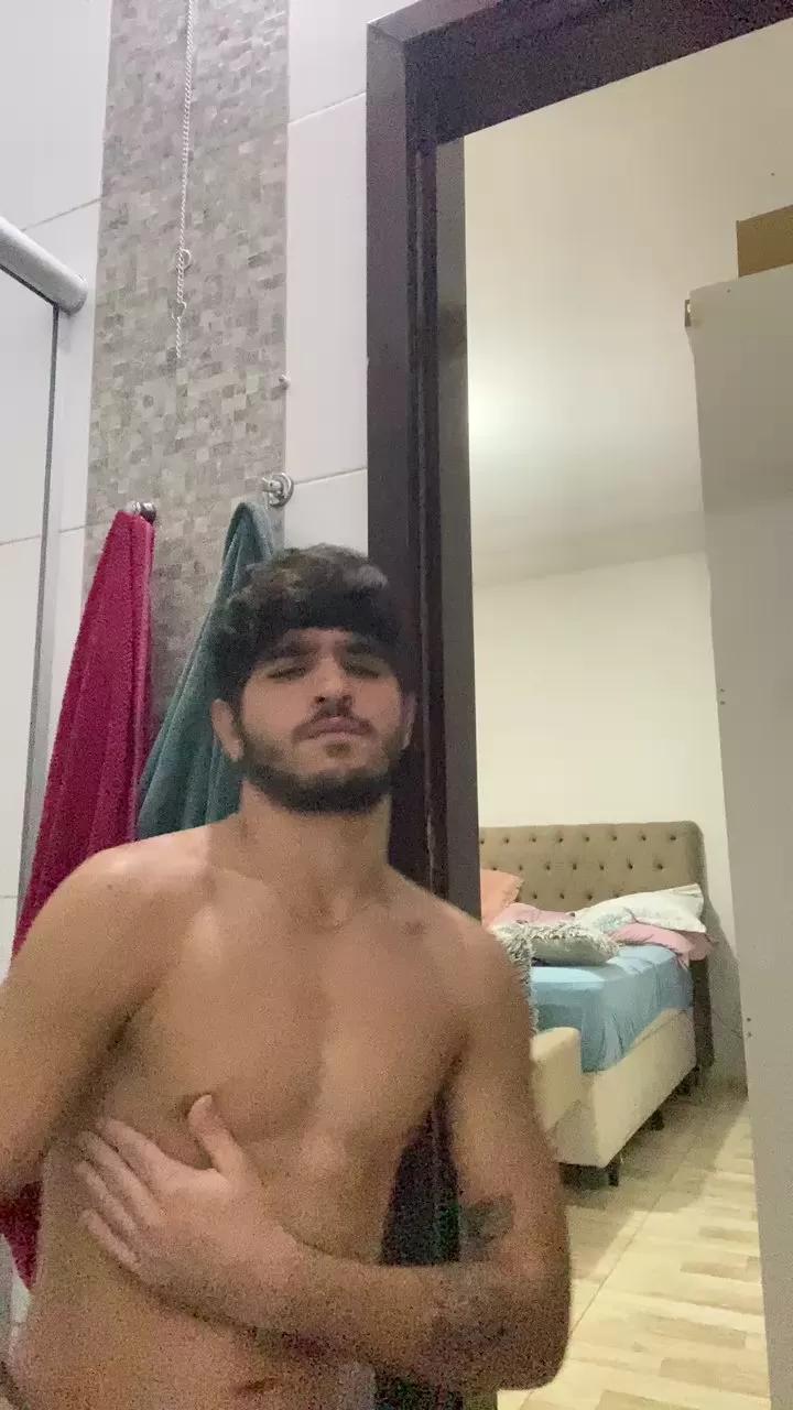 Mauriciobueno20 on Cam4 
