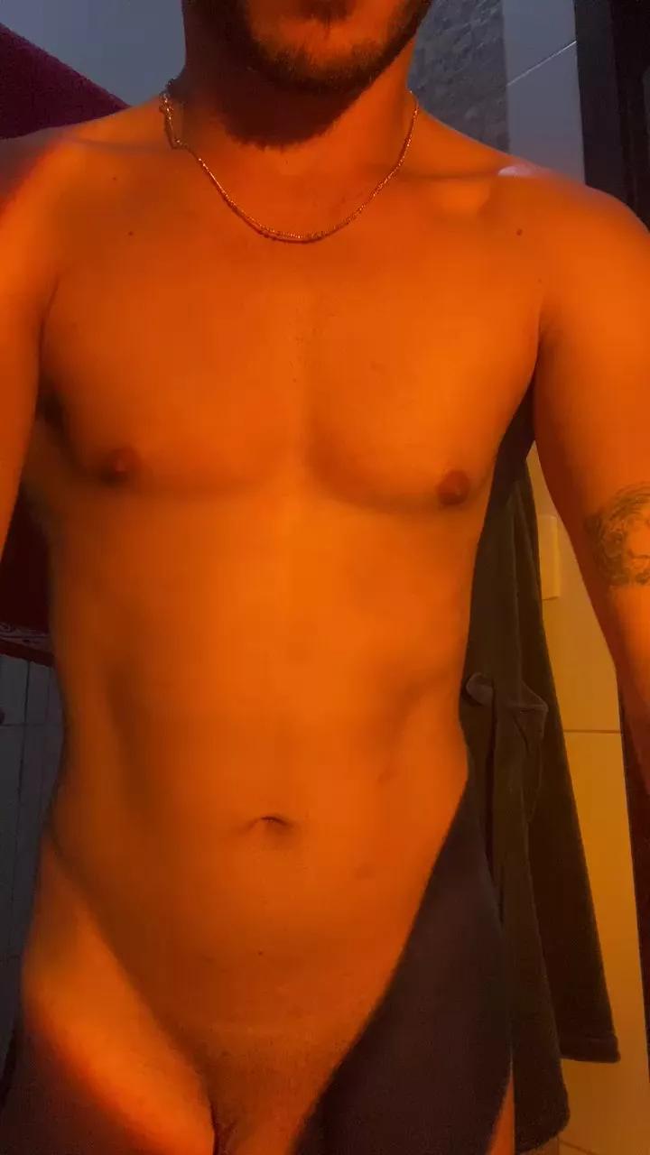 Mauriciobueno20 on Cam4 
