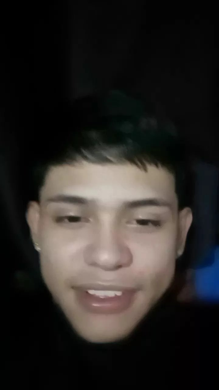 Offline maxithor1 on Cam4