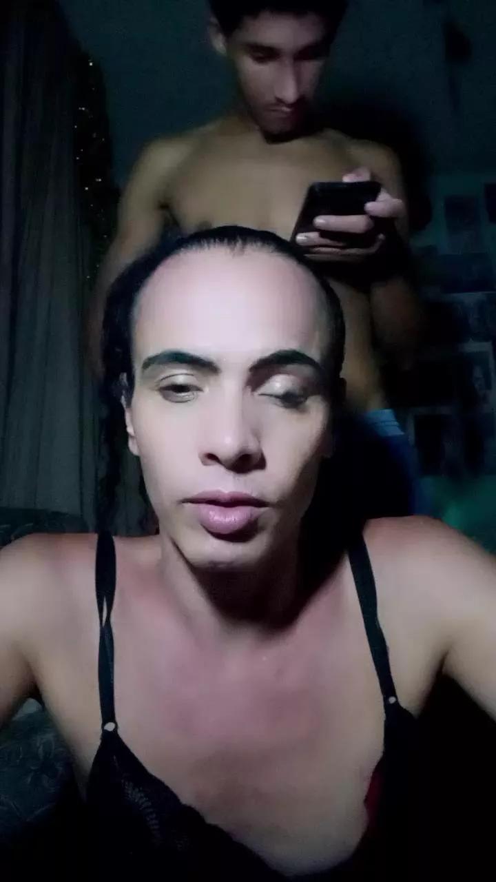 mel235 on Cam4 