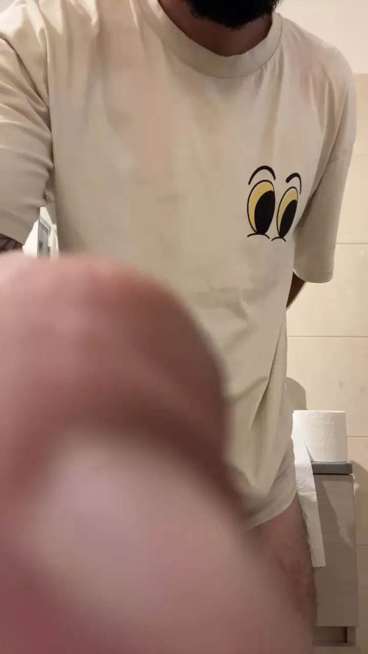 Offline Melvyn24 on Cam4