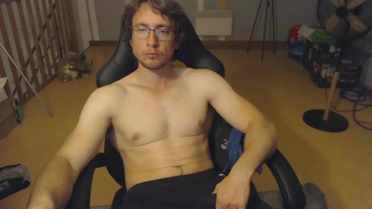 minothor on Cam4 