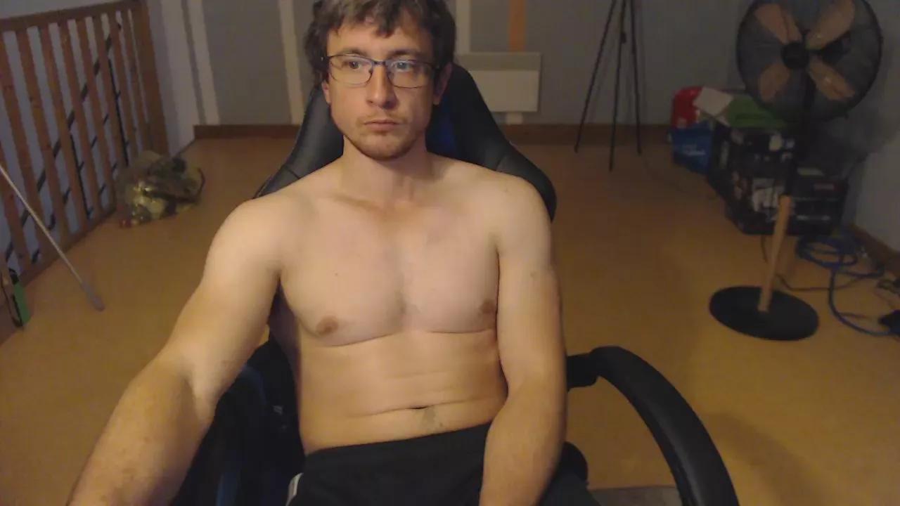 minothor on Cam4 