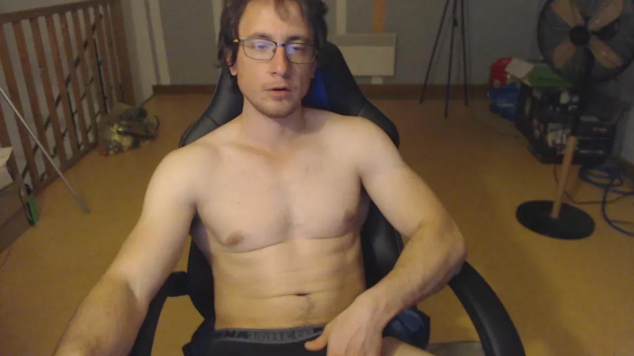 minothor on Cam4 