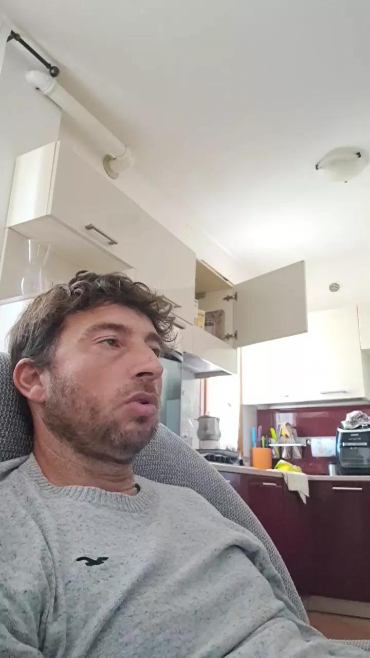 Mirko290180 on Cam4 