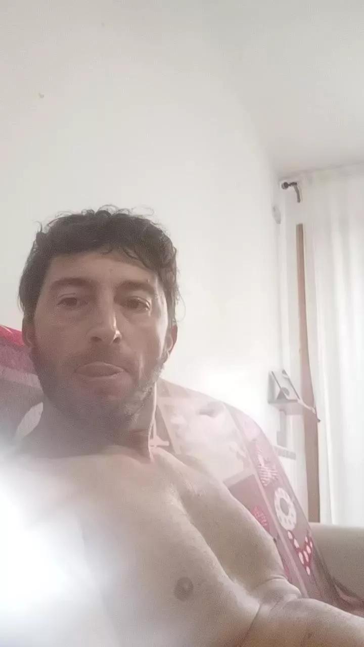 Mirko290180 on Cam4 