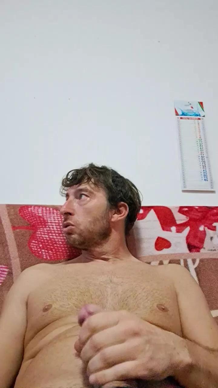 Mirko290180 on Cam4 