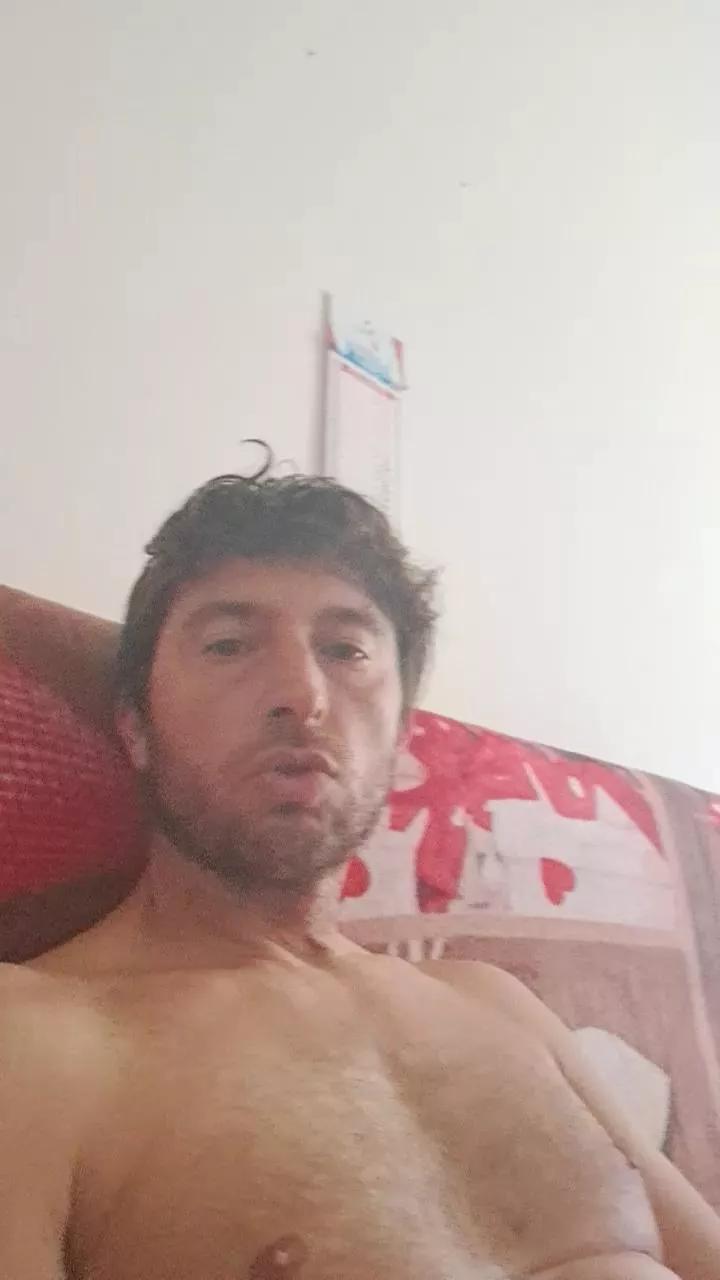 Mirko290180 on Cam4 