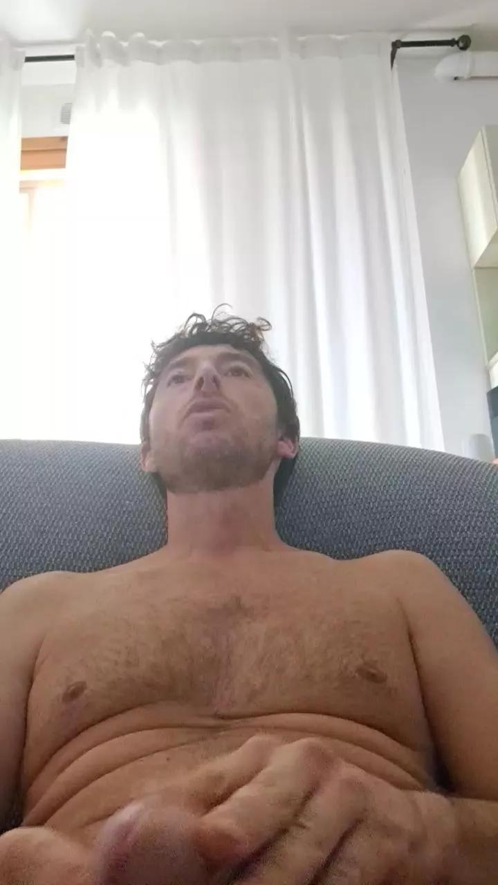 Mirko290180 on Cam4 