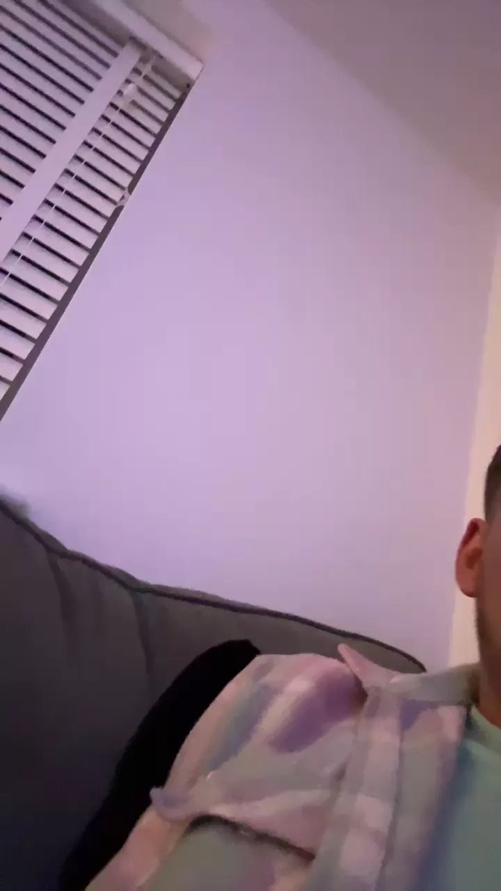 Offline Mlg2025 on Cam4