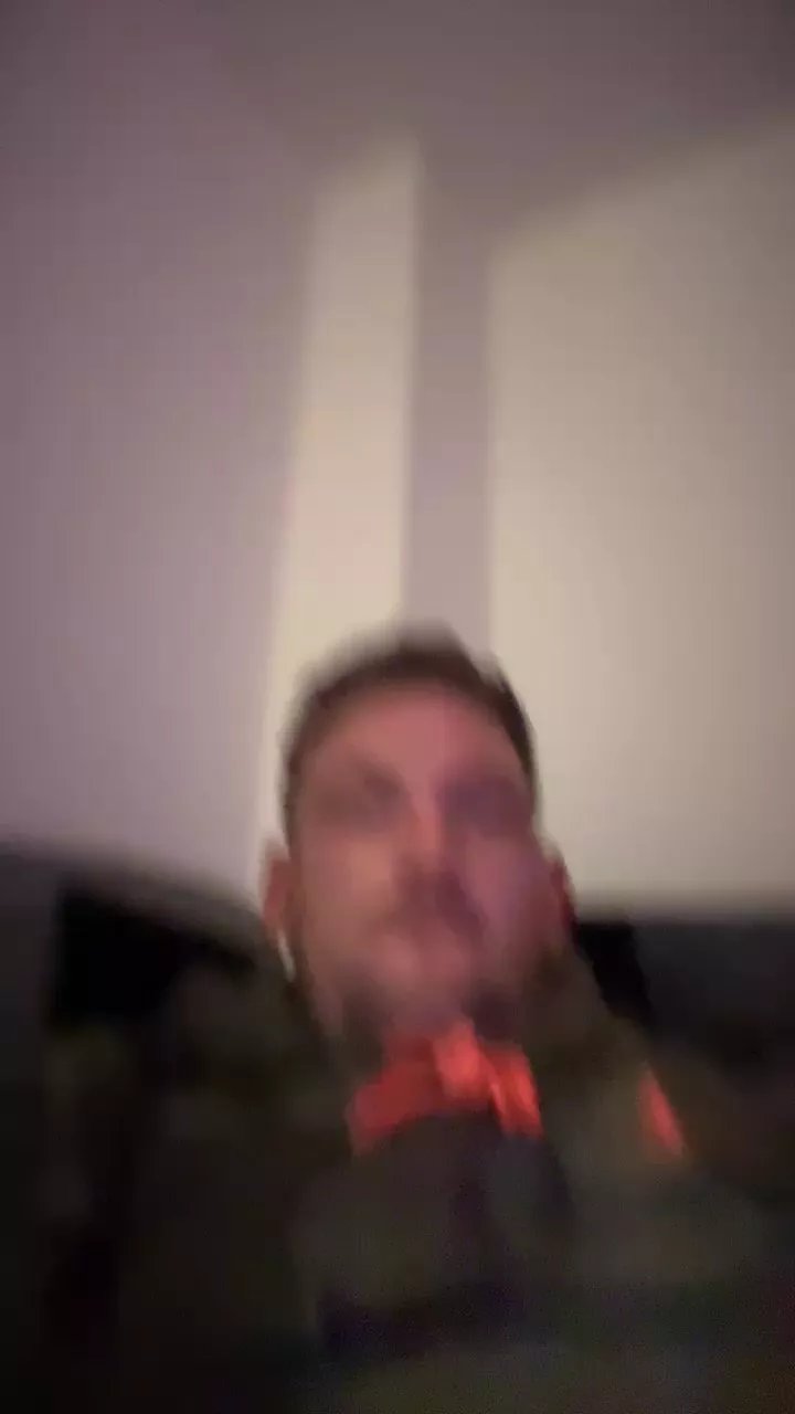 Offline Mlg2025 on Cam4