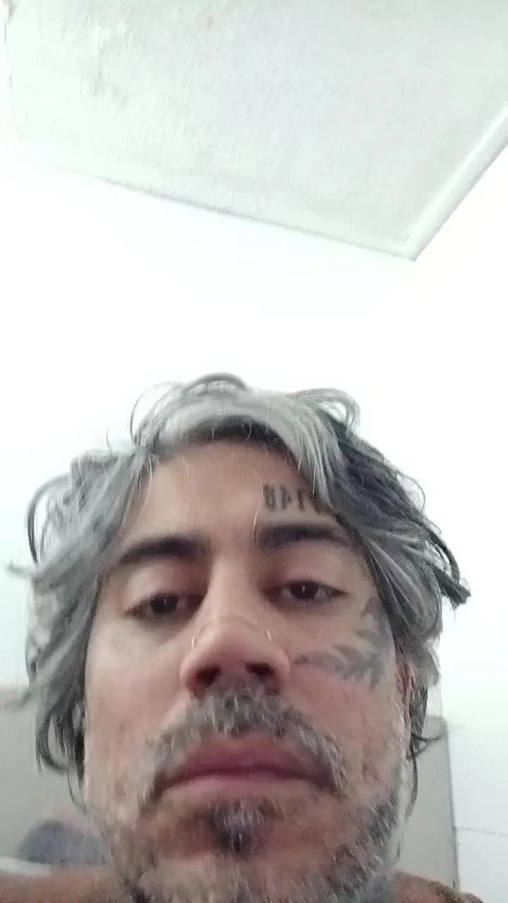 Offline mojhei on Cam4