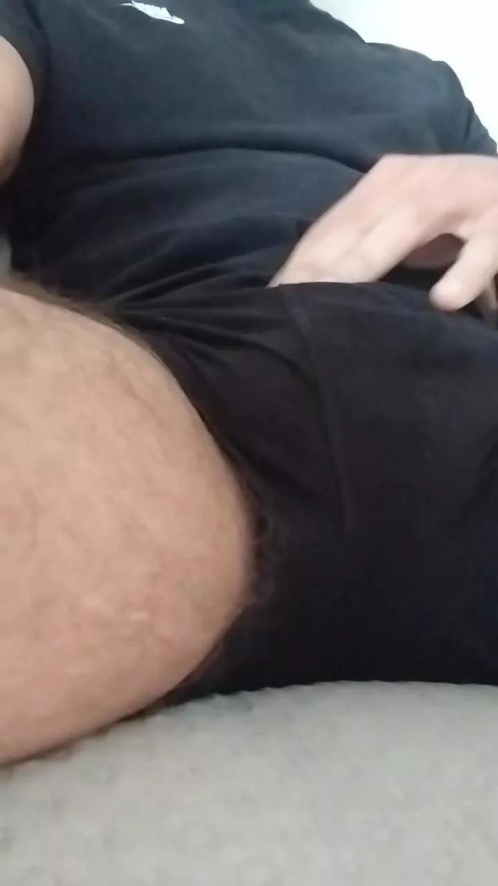 Moscow_mule_77 on Cam4 