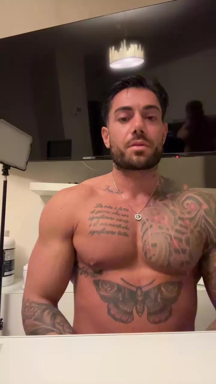 mr_dandylove on Cam4 