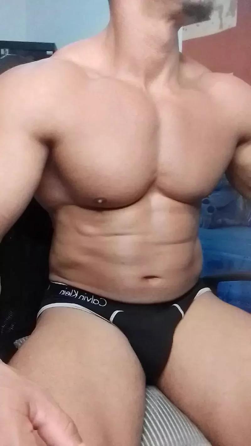 muscleoss on Cam4 