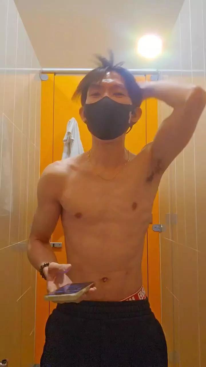 muscler4cam on Cam4 