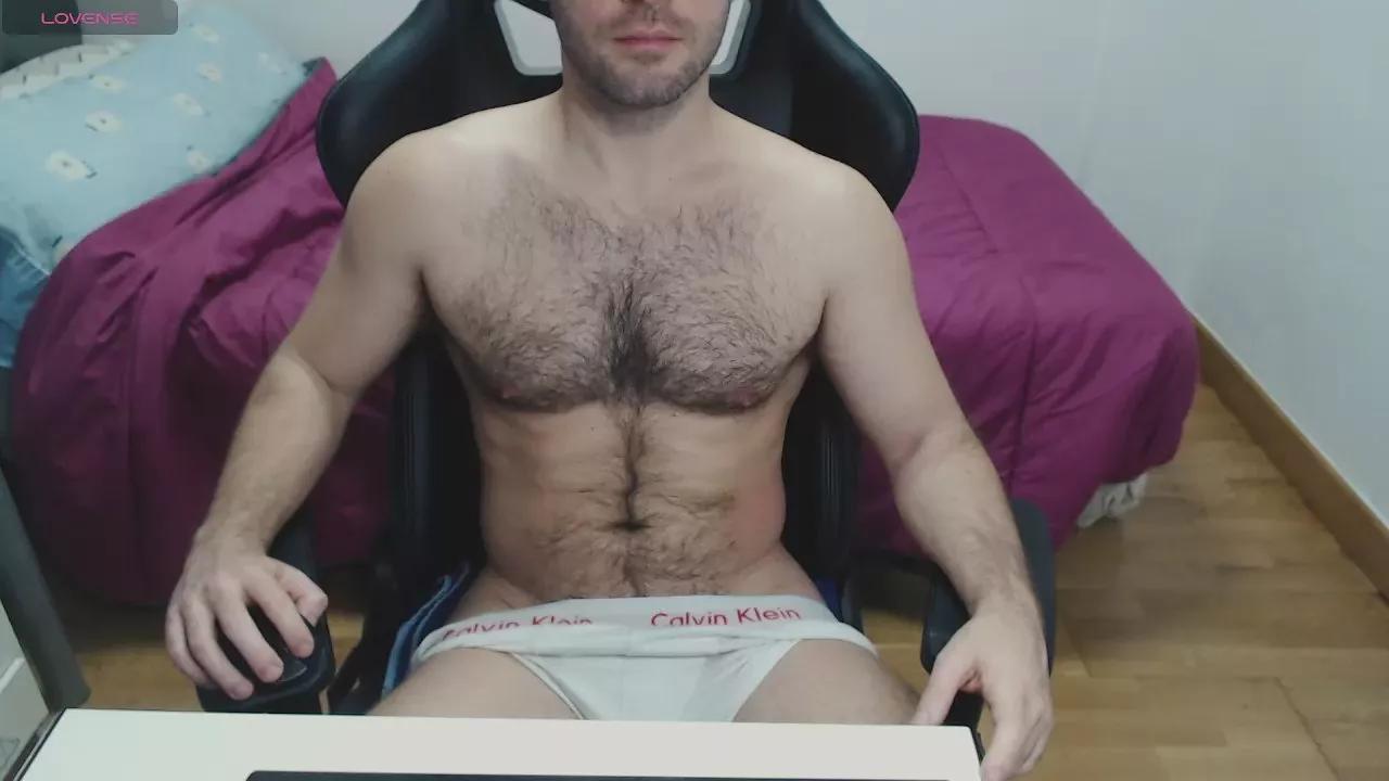 myhairymacho on Cam4 