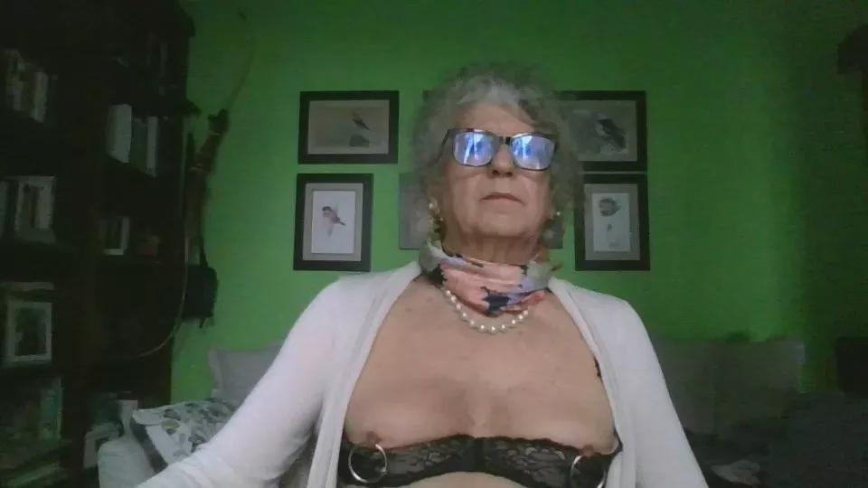 nacha8888 on Cam4 