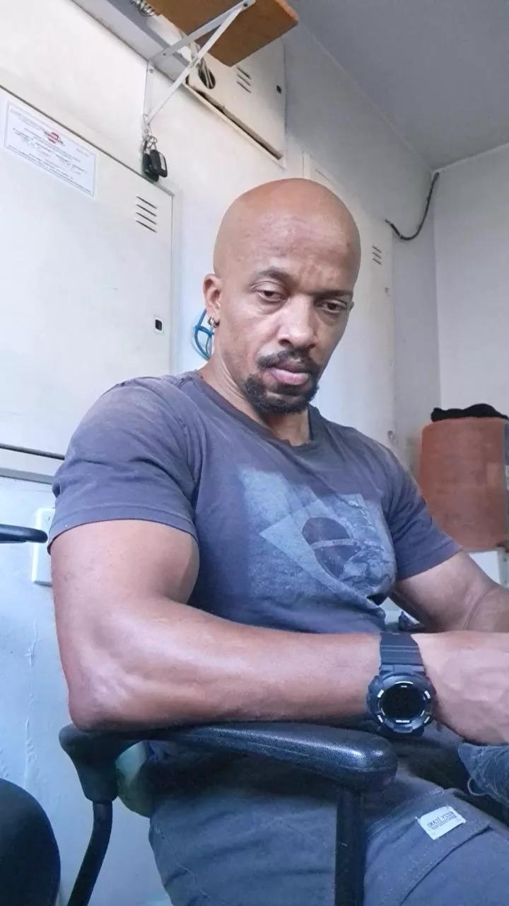 Negro1000sexy on Cam4 