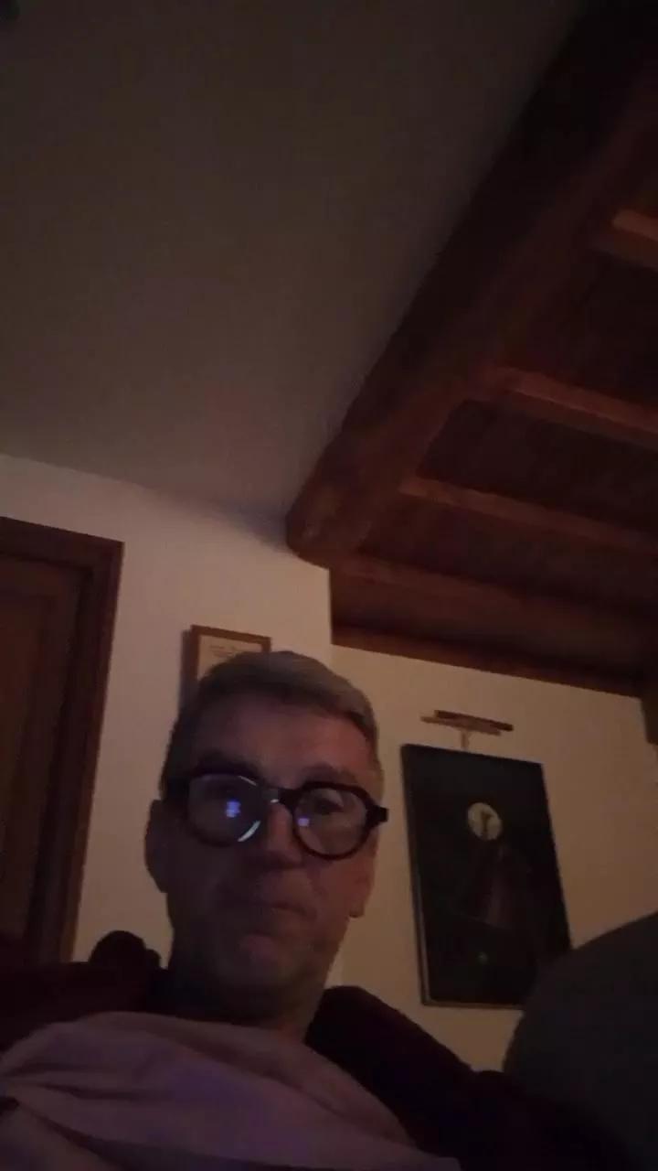 newcal32 on Cam4 