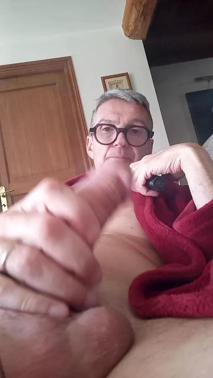 newcal32 on Cam4 