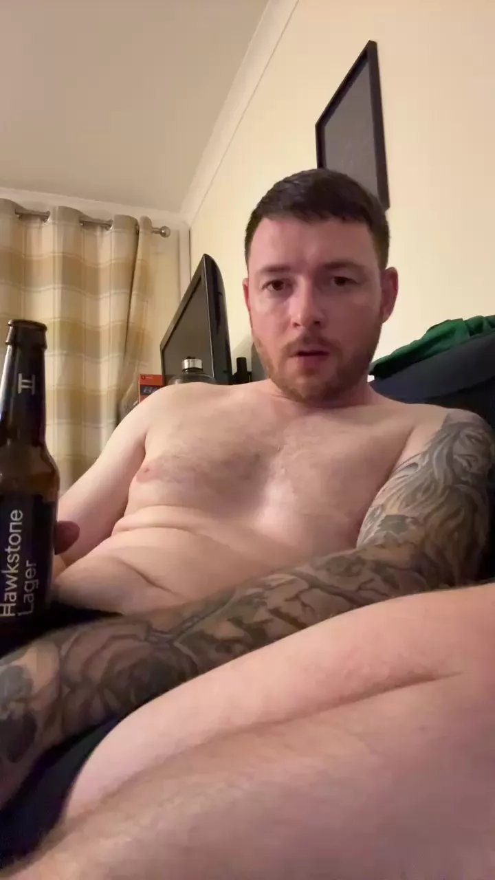 Offline Nicehardon3 on Cam4