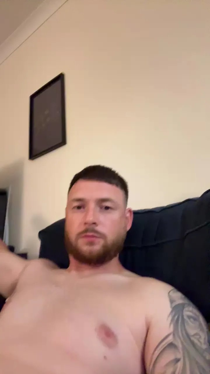 Offline Nicehardon3 on Cam4