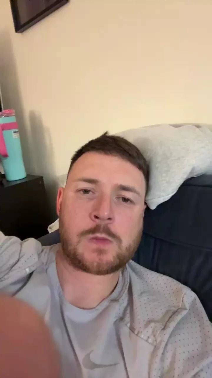 Offline Nicehardon3 on Cam4