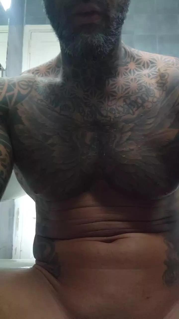 Nicolas_1988 on Cam4 