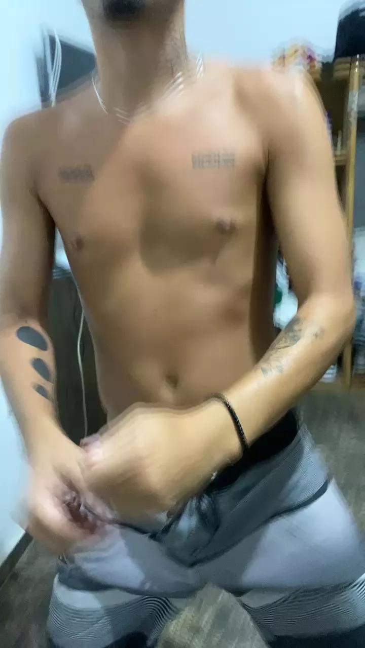 Novinho_do24 on Cam4 