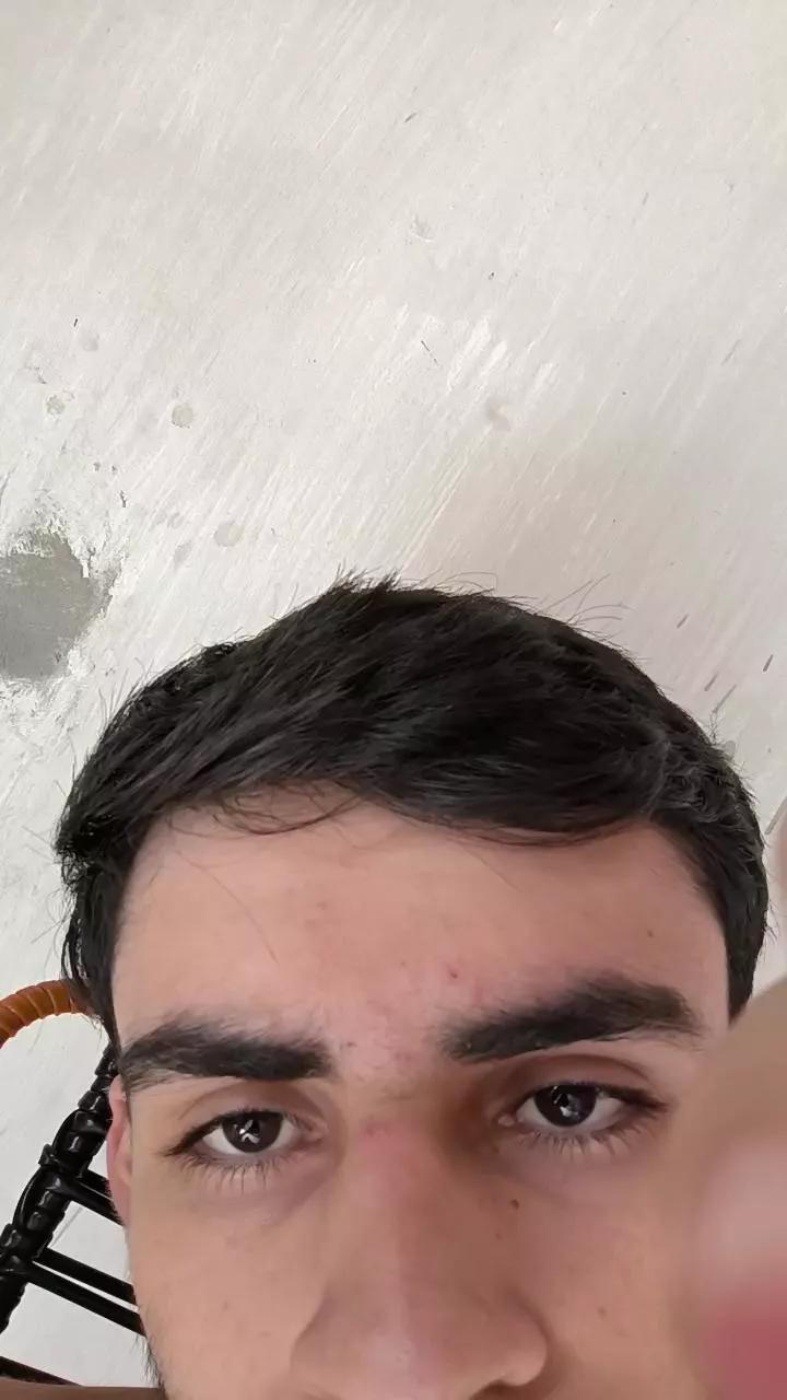 NovinPauzudoo on Cam4 