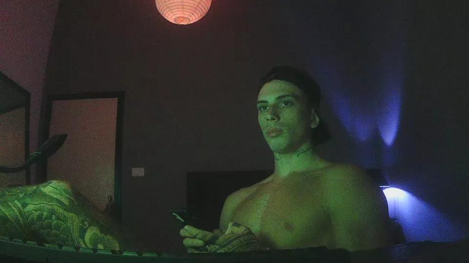 onlybauti on Cam4 