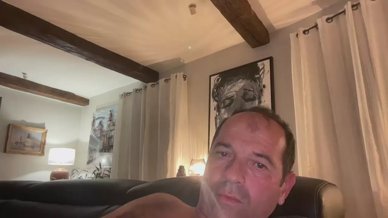 Offline osiris8475 on Cam4