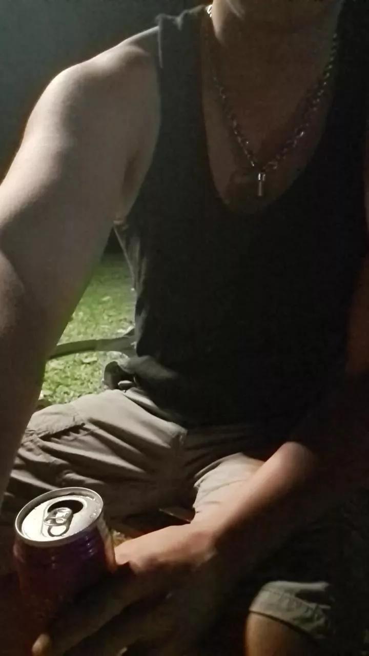 outdoorbeast on Cam4 